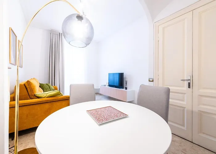 Casa Karol Boutique Apartment *